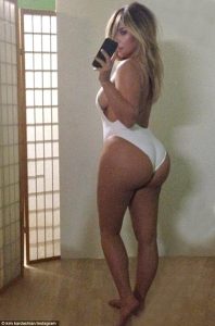 kim-belfie